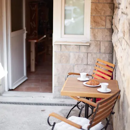 Old Town Experience Studio * Makarska